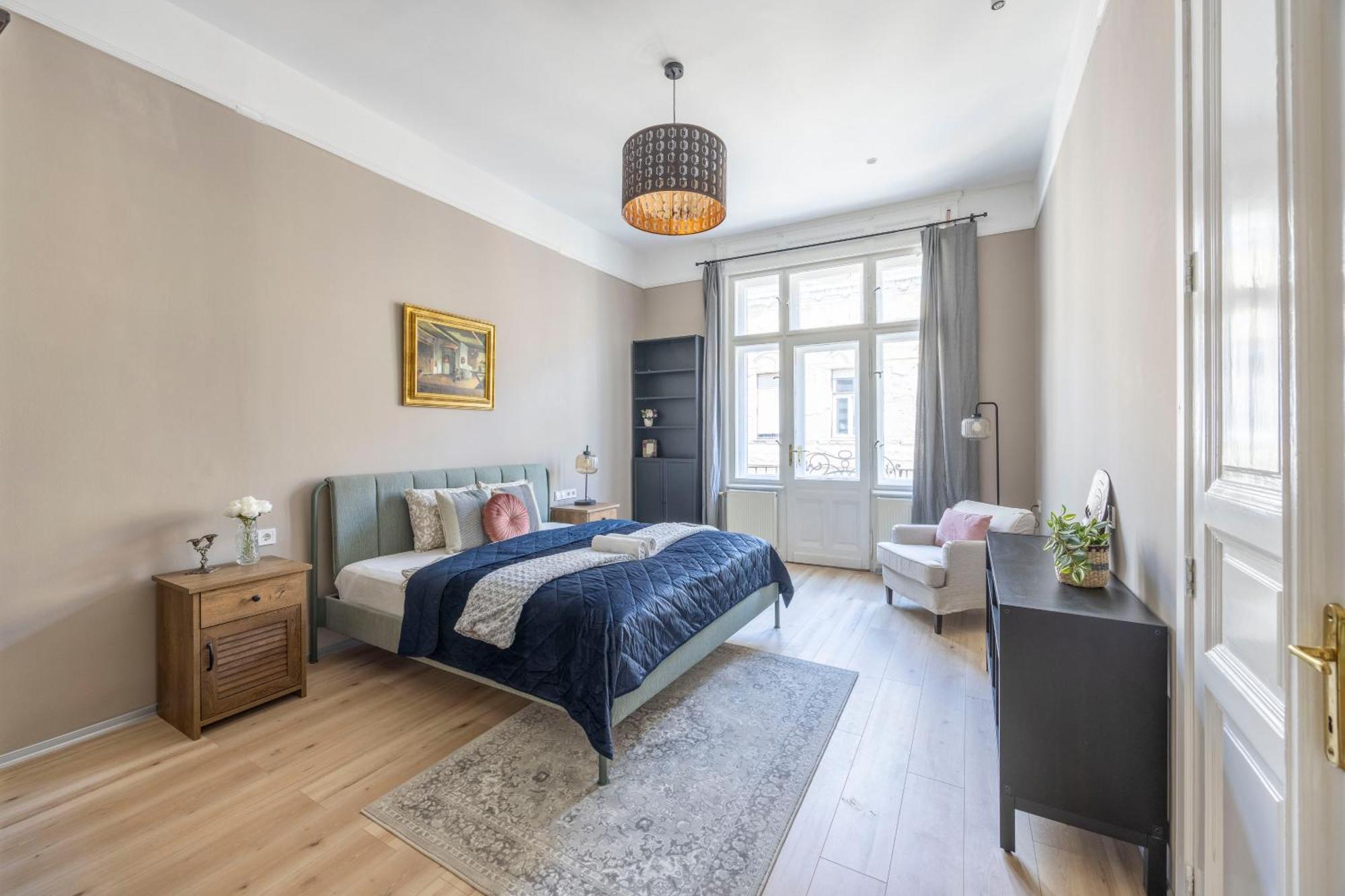 Charming Central Dream Home & Retreat By Prestige Homes Budapest Exterior photo